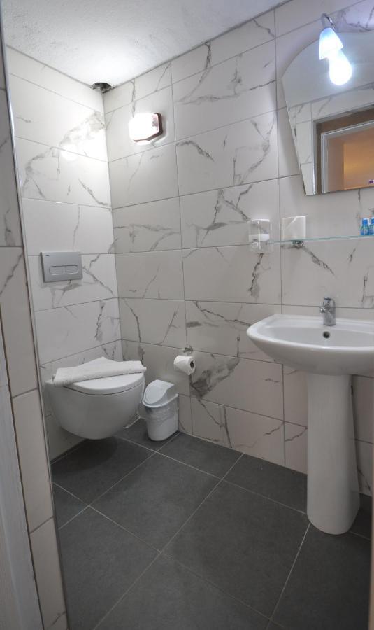 Lale Otel Turunç Buitenkant foto